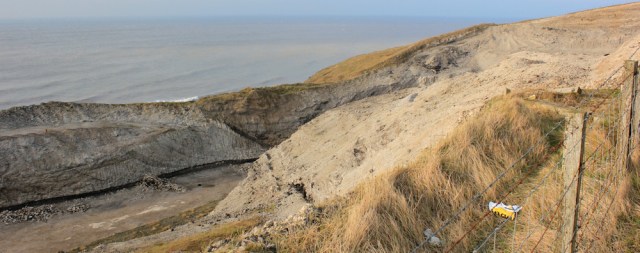 29-quarry-england-coast-path-ruth-hiking-to-workington