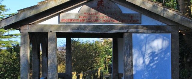 a02 Hadrian's Wall Path, Solway, beginning, Ruth hiking in Bowness