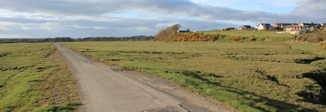 39 walking into Annan, Ruth Livingstone along the coast