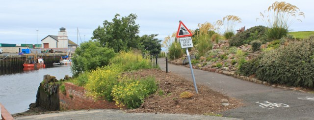 08 Park area, Girvan Harbour, Ruth Livingstone walking the Ayrshire Coastal Path