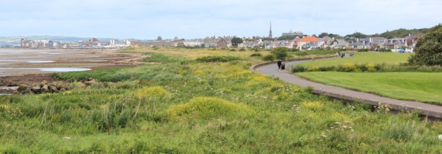 15 footpath to Ayr, Ruth hiking the coast of Scotland
