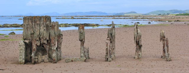 06 beach walking, Ruth's coastal hike, around Scotland