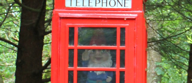 14 gnome in telephone box, Melford Pier, Ruth's coastal walk around Scotland