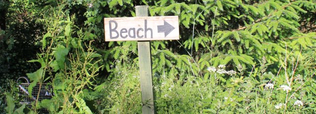 02 signs to the beach, Benderloch, Ruth's coastal walk in Scotland