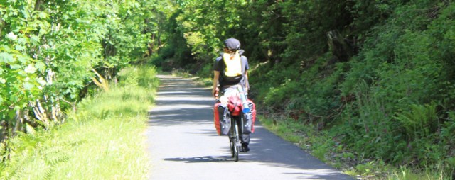 001 touring cyclist on the Caledonia Way, Ruth's coastal walk around Scotland