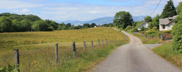 07 road to the coast, Cuil Bay, Ruth's coastal walk around Scotland