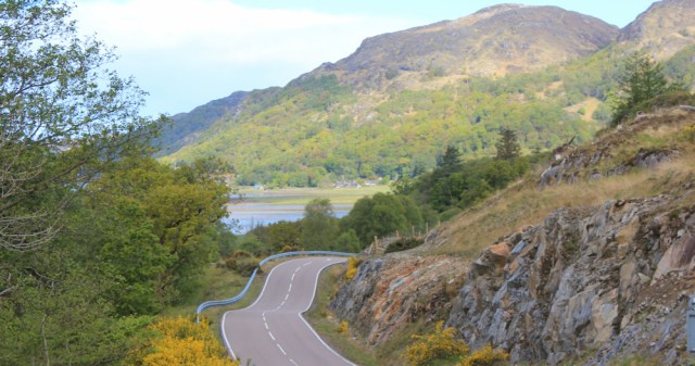 03 road to Kinlochmoidart, Ruth hiking in Moidart, Scotland