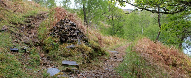 21 cairn at fork in path, Ruth's coastal walk, Loch Moidart